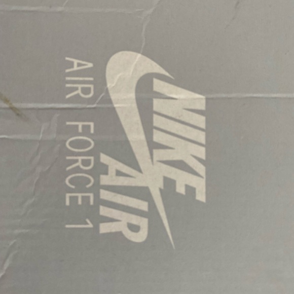 Almost in perfect condition! Nike Airforce 1 in red - Picture 4 of 16